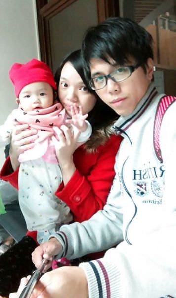 林苳把剌把拔拔八個月了之有小孩以後