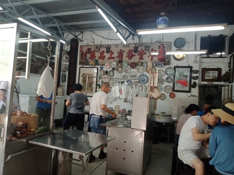 愛住飯店的人可以選澳門-Day2 大三巴週邊=>芬記燒臘=>綠野遊蹤=>威尼斯人酒店貢多拉船=>夜遊澳門