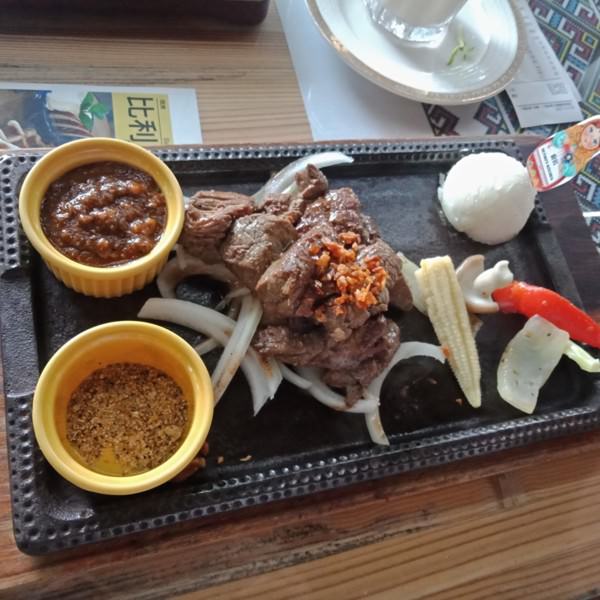 適合三代同遊的俄羅斯料理餐廳，順便東勢林業文化園區賞荷去!