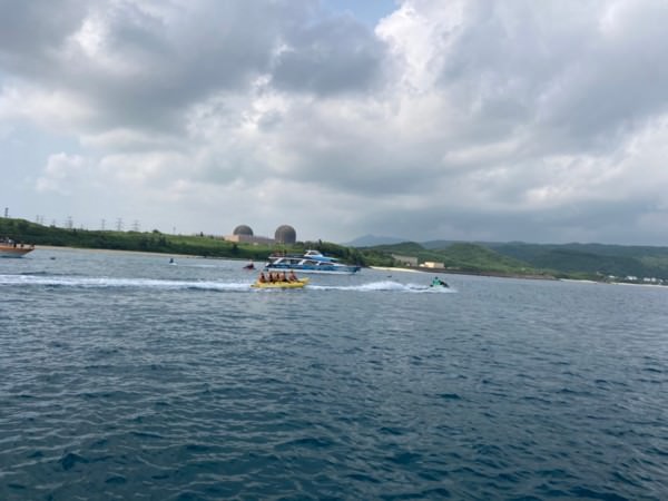 墾丁包船遊艇水上玩到飽&大鵬灣遊湖吃蚵吃到飽 初體驗
