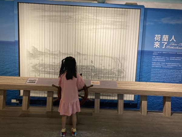 運動會補假台南兩日遊(上)-德記洋行、安平樹屋、台江遊客中心、四草綠色隧道、文章牛肉湯等各式小吃、入住夏都城旅