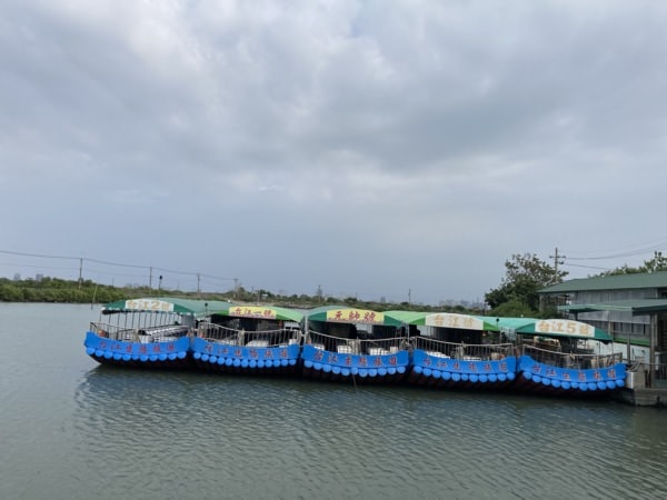運動會補假台南兩日遊(上)-德記洋行、安平樹屋、台江遊客中心、四草綠色隧道、文章牛肉湯等各式小吃、入住夏都城旅