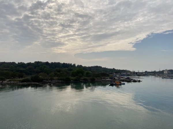 運動會補假台南兩日遊(下)-夏都城旅自助午餐與住宿、安平定情碼頭德陽艦園區、漁光島、王氏魚皮、茂記黑豆花