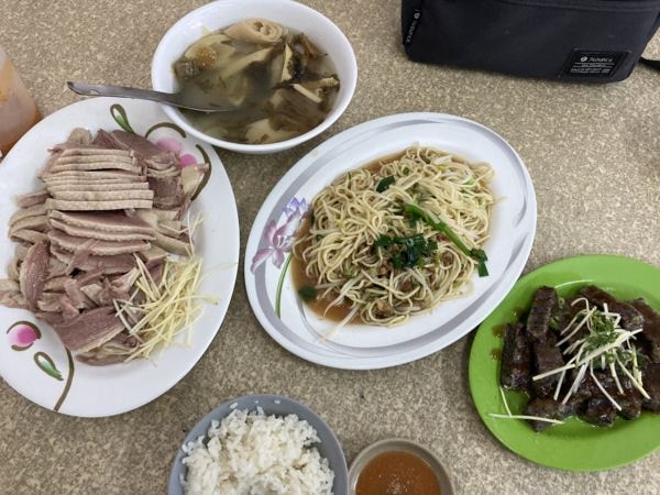 迎接2021，新的一年嘉義元旦行(上)-大埤稻草藝術季、新港奉天宮、新港公園、阪陶窯、入住南院旅墅