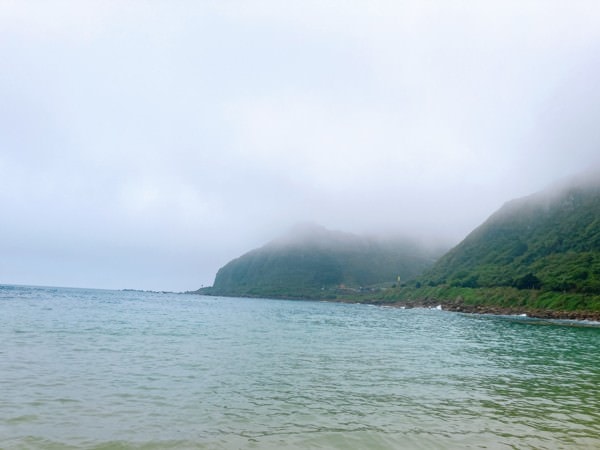 清明連假一路向北-台北基隆北海岸三日遊(下)-幽浮船、情人海灘、野柳、正濱漁港、阿根納造船廠、薆悅酒店野柳館