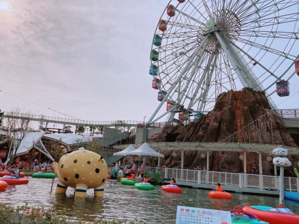 清明連假怕塞車一路向北-台北基隆北海岸三日遊(上)-兒童新樂園、海神熱炒、入住台北福華大飯店-公設、房間介紹