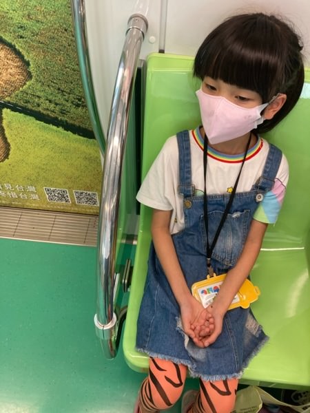 公主童襪-義大利環保染劑的MIT台灣製造兒童褲襪，質感好舒適度高，小女孩必備的內搭褲襪。