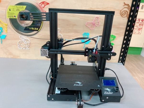 台中大雅【彩家3D】列印筆體驗。親子DIY好去處，邊玩樂邊學習。還有好吃的印輕食堂，CP值極高。