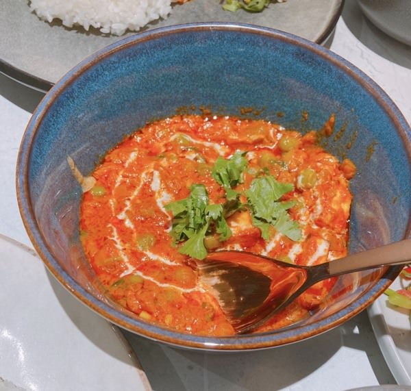 台中西區 【BAA】印度蔬食料理，素食者的新選擇。使用輕巧可愛的旺來瓦斯，製作出美味可口的異國料理。