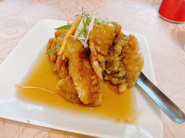 生為棒球迷ㄧ定要來朝聖的飯店-名人堂花園大飯店，順遊石門水庫、玉蘭活魚餐廳、2021六福村墓碑鎮