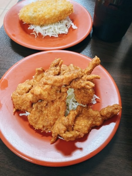 雲林斗六【厚咖哩】-讓你吃到各國特色咖哩，餐點多元，平價好吃，小資族、學生族，小家庭的最愛。