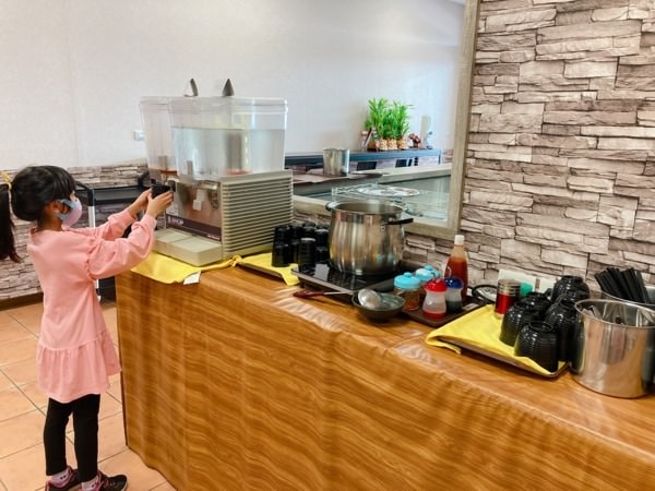 雲林斗六【厚咖哩】-讓你吃到各國特色咖哩，餐點多元，平價好吃，小資族、學生族，小家庭的最愛。