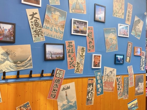 台中中區【太原串燒】-高CP值平價居酒屋，兩大一小只花800元吃超撐!豆皮必點，是我吃過為好吃的豆皮了!
