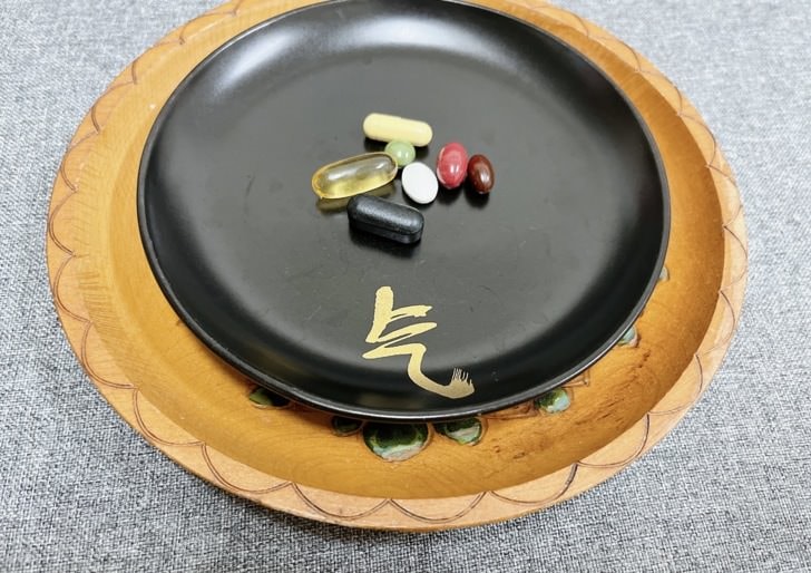 個人化保健食品推薦【咖米Kamee】-智能健康評估服務，一包在手，省去瓶瓶罐罐，準確抓出身體所需的營養，客製化保健品。