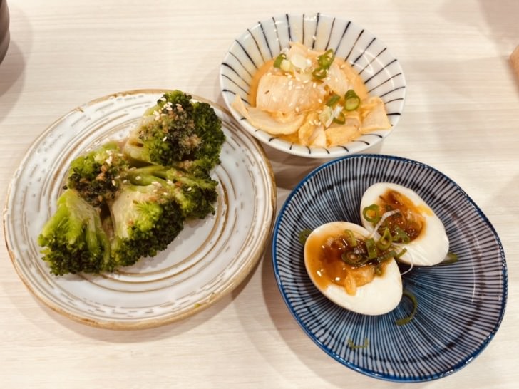 【虎丼厚切牛排丼】台中東山店-雞湯冰淇淋飲料任你吃，爬完大坑最適合大吃一頓!