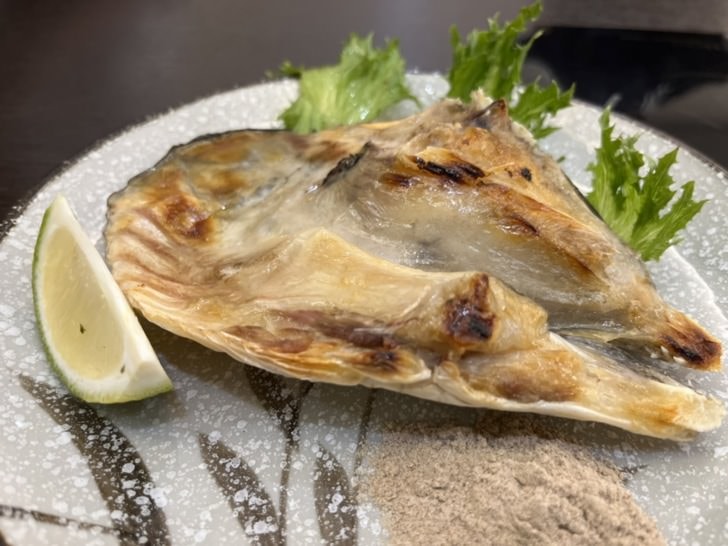 台中大里平價日本料理【築也日本料理】-價格親切選擇多元，生魚片、壽司、火鍋、串燒 、定食任你選，日常吃飯、家庭聚餐都適合。