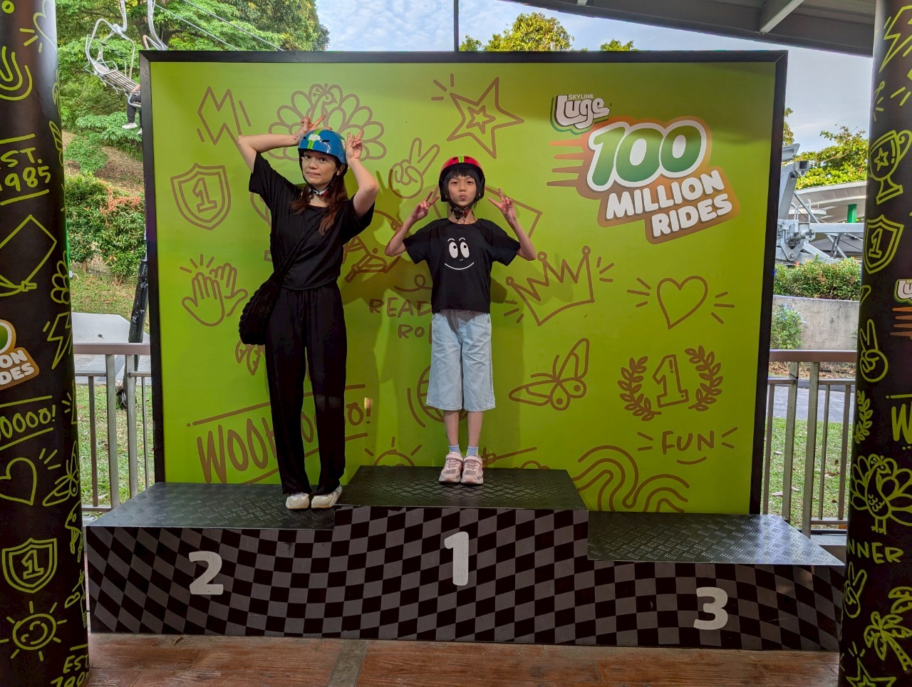 新加坡聖淘沙景點【Skyline luge 斜坡滑車&空中吊椅】-新加坡旅遊必去親子景點,共有4種刺激滑道可選。登上空中吊椅,俯視聖淘沙島美麗海岸線景色。 - 第14張圖