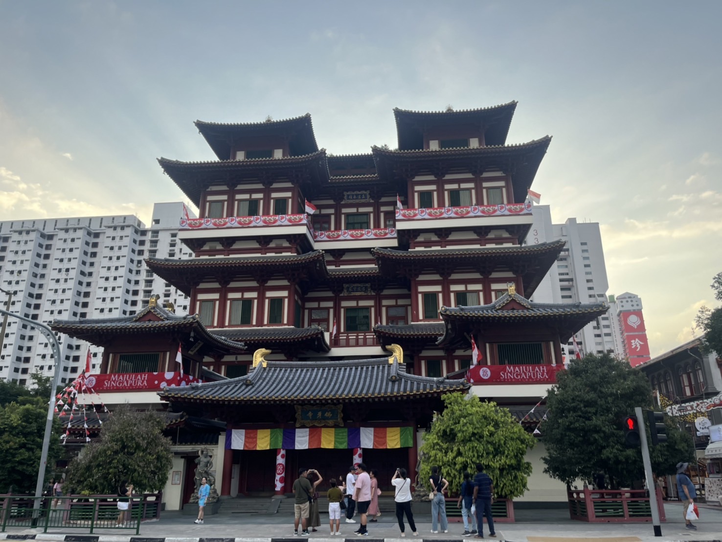 新加坡市區巡禮【阿拉伯區】【牛車水區】【小印度區】一次走訪三大區域,享受新加坡獨有的多元文化。最喜歡阿拉伯區,超級好逛。 - 第17張圖