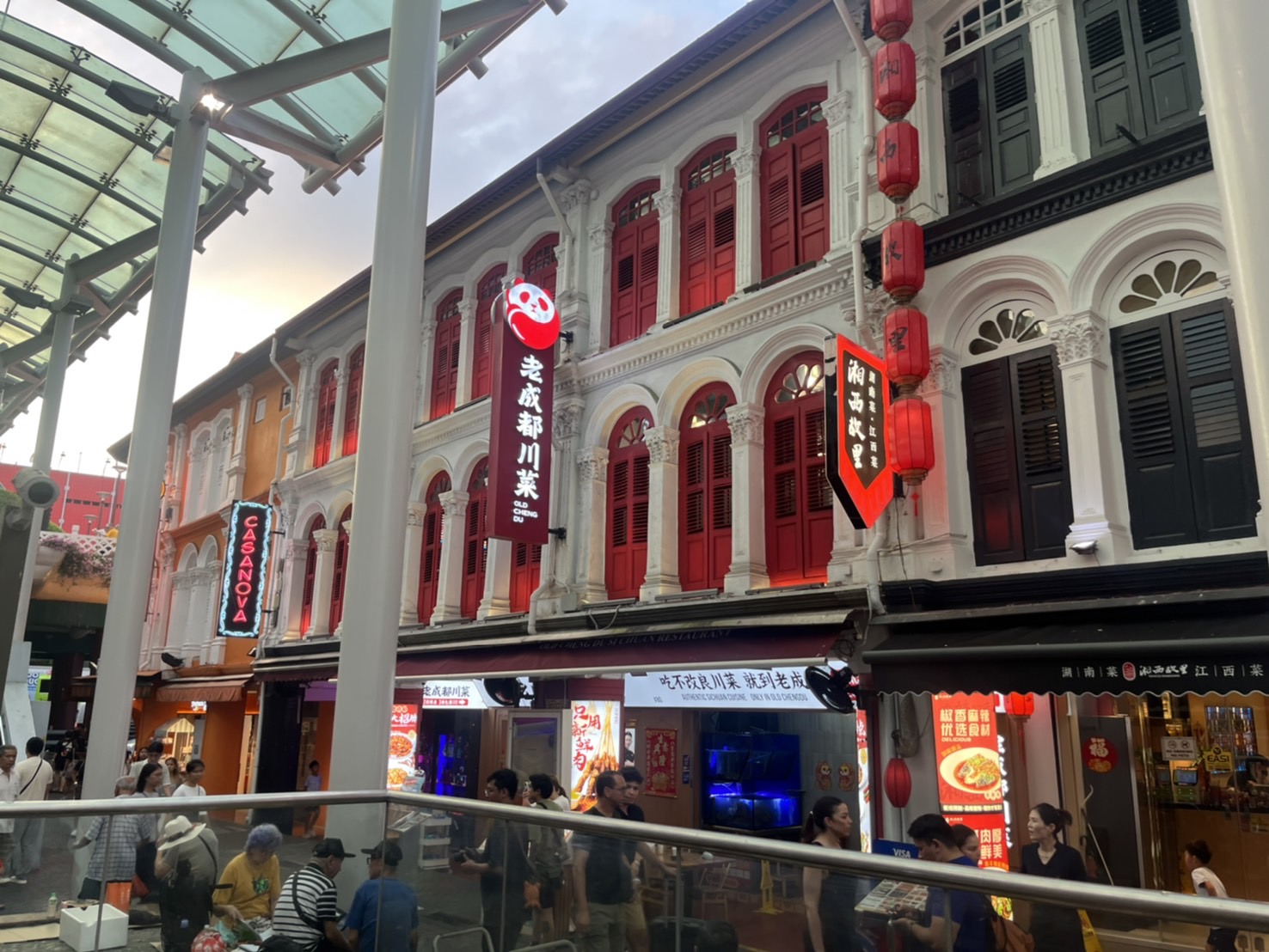 新加坡市區巡禮【阿拉伯區】【牛車水區】【小印度區】一次走訪三大區域,享受新加坡獨有的多元文化。最喜歡阿拉伯區,超級好逛。 - 第30張圖