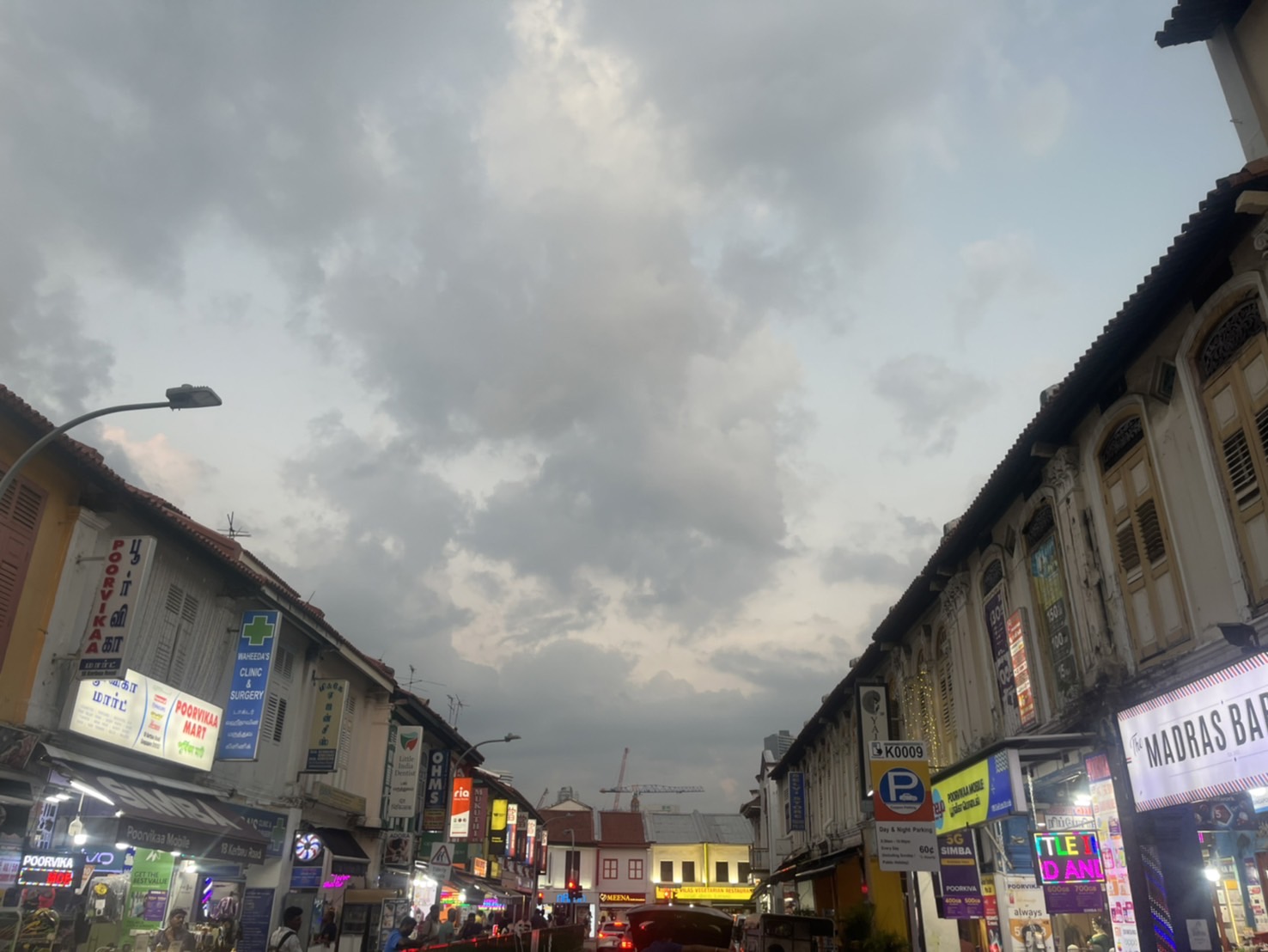 新加坡市區巡禮【阿拉伯區】【牛車水區】【小印度區】一次走訪三大區域,享受新加坡獨有的多元文化。最喜歡阿拉伯區,超級好逛。 - 第36張圖