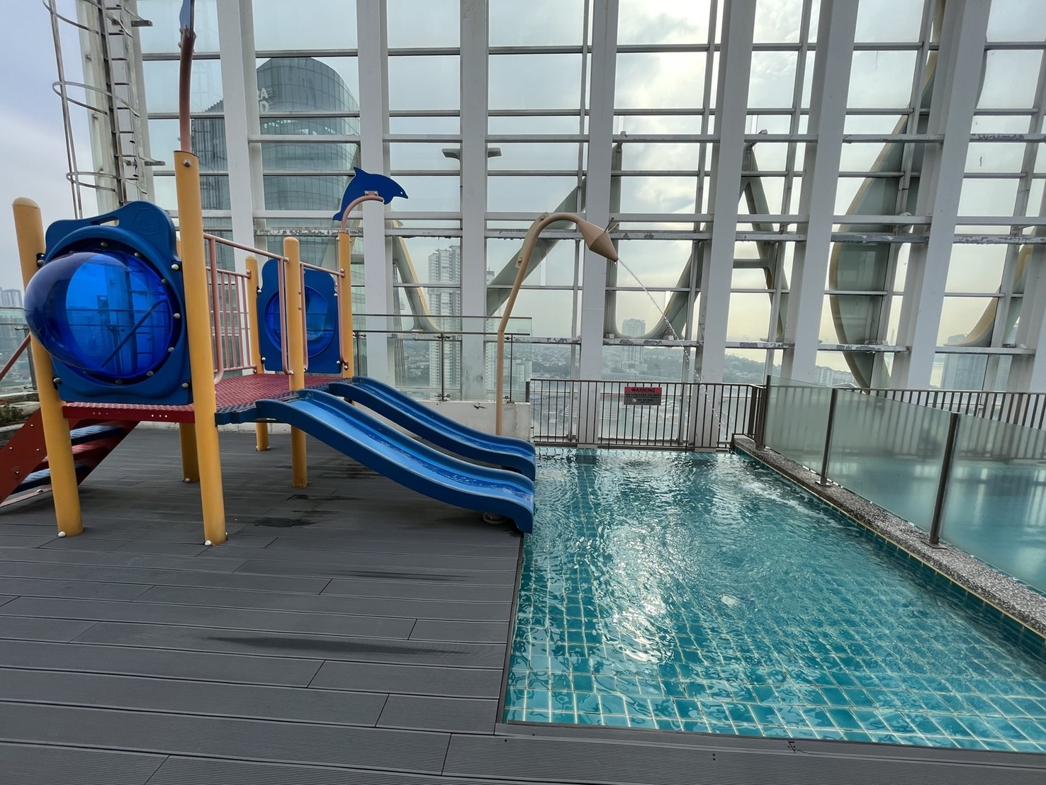 馬來西亞新山旅遊【莎瑪蘇阿薩納新山】Shama Suasana Johor Bahru-公寓式套房酒店,位於新山市中心,鄰近新山中央車站、JBCC購物廣場。新加坡<=>馬來西亞包車直達,免下車通關好方便。 - 第22張圖