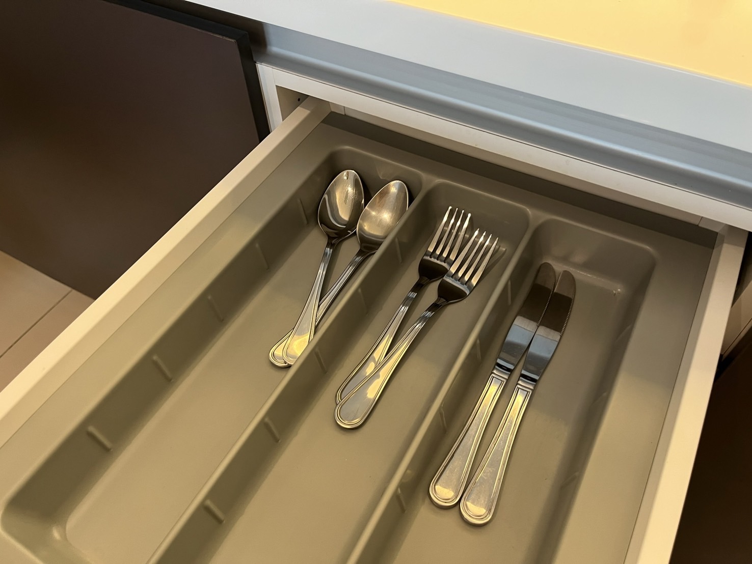 馬來西亞新山旅遊【莎瑪蘇阿薩納新山】Shama Suasana Johor Bahru-公寓式套房酒店,位於新山市中心,鄰近新山中央車站、JBCC購物廣場。新加坡<=>馬來西亞包車直達,免下車通關好方便。 - 第10張圖