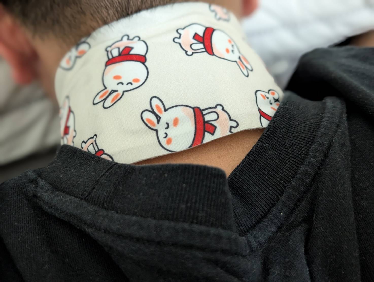 居家必備的暖心小物【澤谷小米兔暖頸貼 & 蒸氣膝肘暖暖貼】培寶嚴選暖敷小物。還有酒精濕紙巾也超好用,讓培寶陪伴全家大小好好生活。 - 第5張圖 居家必備的暖心小物【澤谷小米兔暖頸貼 & 蒸氣膝肘暖暖貼】培寶嚴選暖敷小物。還有酒精濕紙巾也超好用,讓培寶陪伴全家大小好好生活。