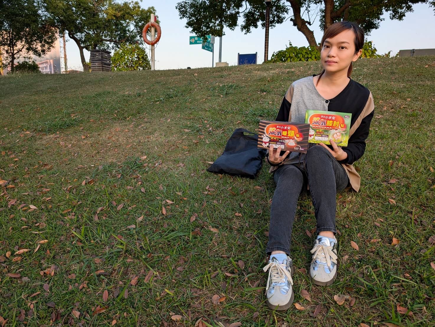 居家必備的暖心小物【澤谷小米兔暖頸貼 & 蒸氣膝肘暖暖貼】培寶嚴選暖敷小物。還有酒精濕紙巾也超好用,讓培寶陪伴全家大小好好生活。 - 第14張圖 居家必備的暖心小物【澤谷小米兔暖頸貼 & 蒸氣膝肘暖暖貼】培寶嚴選暖敷小物。還有酒精濕紙巾也超好用,讓培寶陪伴全家大小好好生活。