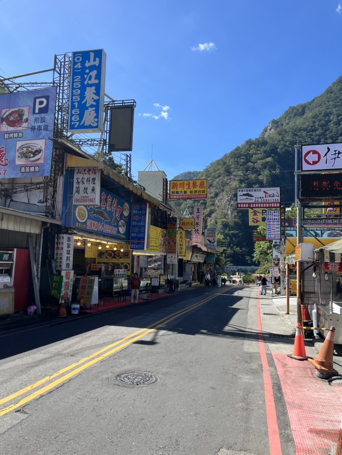 台中谷關湯屋推薦【惠來谷關溫泉會館】-中台灣最古老的溫泉,台灣十大名湯之一。峇里島風格飯店,雙人聆泉湯屋,谷關泡湯體驗。 - 第18張圖 台中谷關湯屋推薦【惠來谷關溫泉會館】-中台灣最古老的溫泉,台灣十大名湯之一。峇里島風格飯店,雙人聆泉湯屋,谷關泡湯體驗。