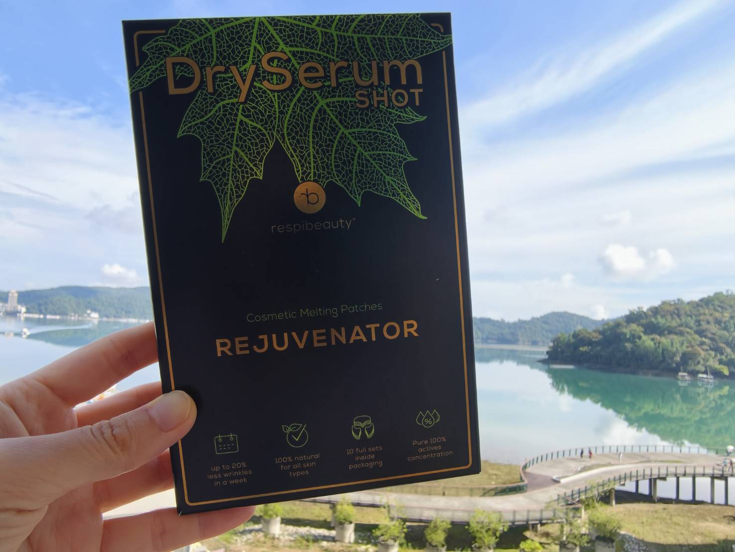 乾式面膜開箱【RespiBeauty DrySerum 高純度凍乾活性血清精華面膜】不同於傳統精華液面膜的護膚體驗，無水配方奈米吸收，讓保養也很有科技感！