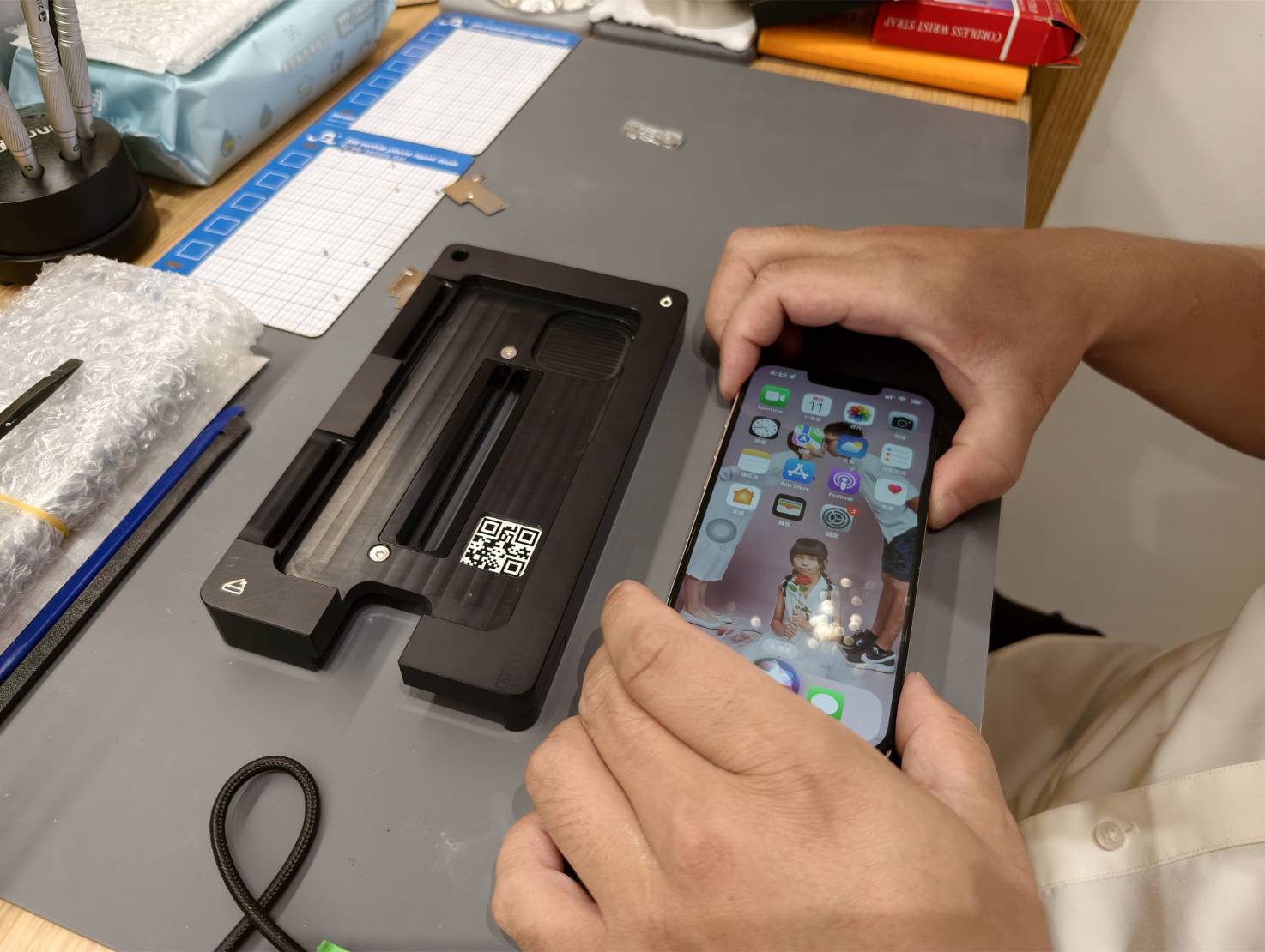 台中iPhone原廠電池推薦【鼎威維修 北屯店】快速檢測，Apple原廠電池快速更換，只要一小時!不會清除資料，還有90天維修保固。