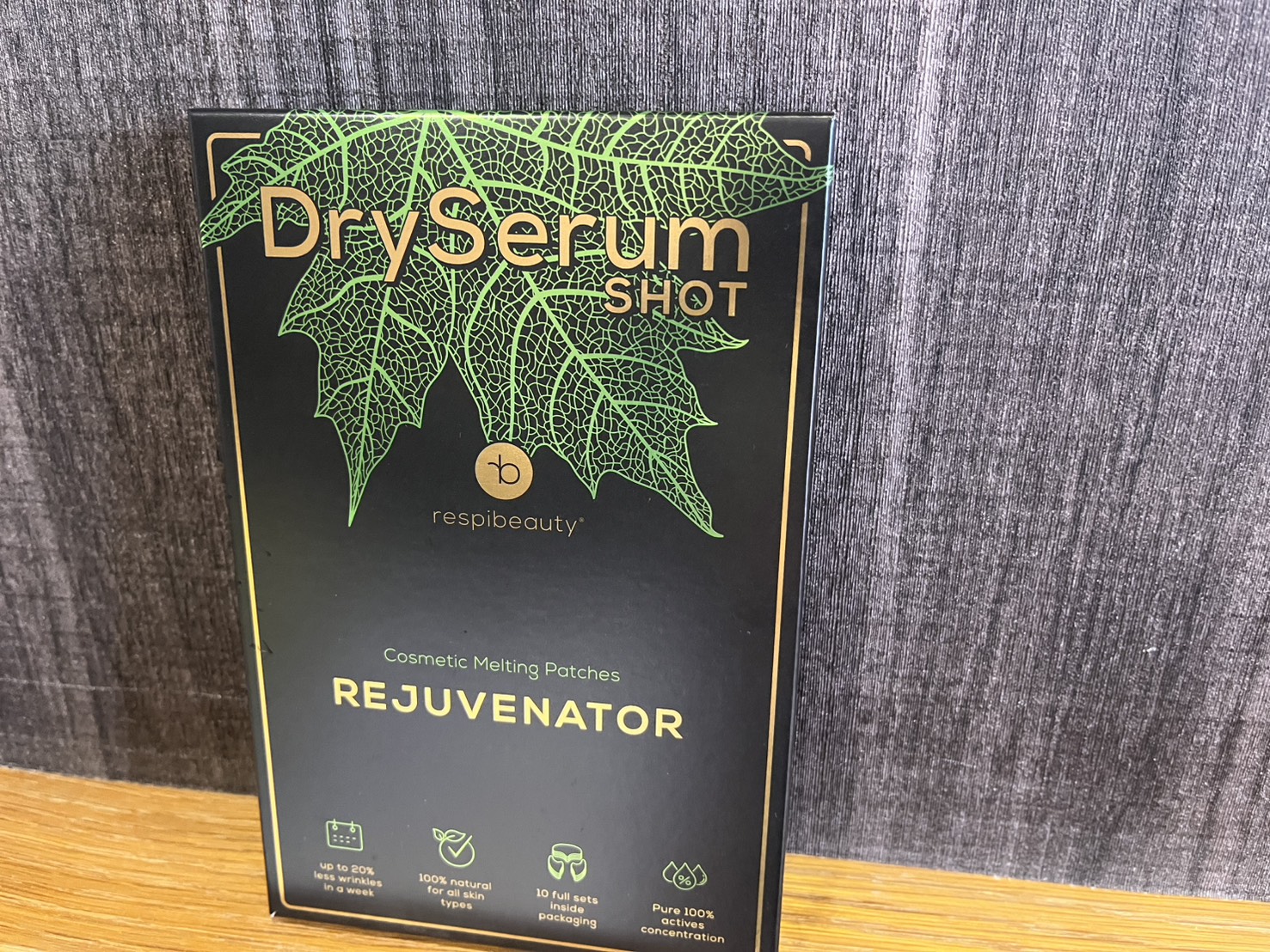 乾式面膜開箱【RespiBeauty DrySerum 高純度凍乾活性血清精華面膜】不同於傳統精華液面膜的護膚體驗，無水配方奈米吸收，讓保養也很有科技感！