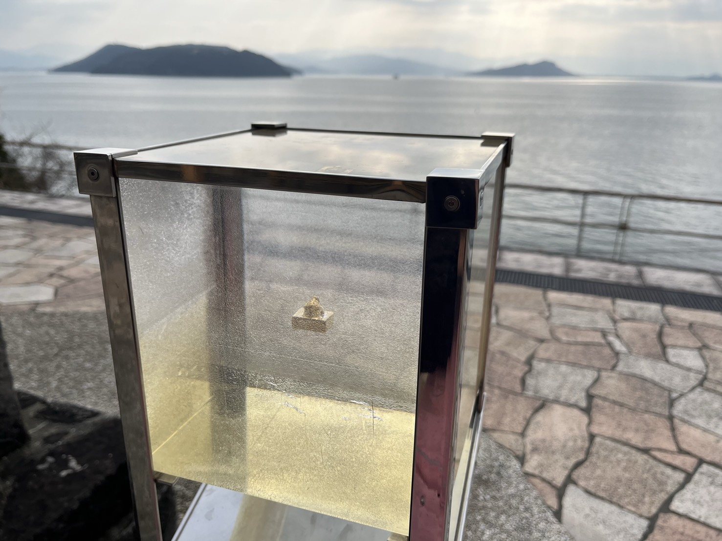 福岡自由行景點推薦【志賀島】【莒崎宮】，晚餐必吃【前田屋西中洲店牛腸鍋】。福岡一日遊行程攻略，海景、神社、美食一次滿足。