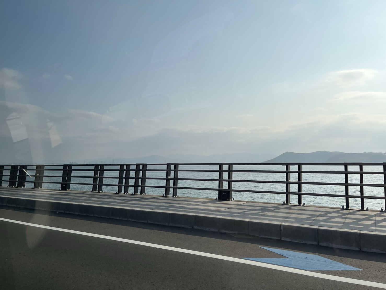 福岡自由行景點推薦【志賀島】【莒崎宮】，晚餐必吃【前田屋西中洲店牛腸鍋】。福岡一日遊行程攻略，海景、神社、美食一次滿足。