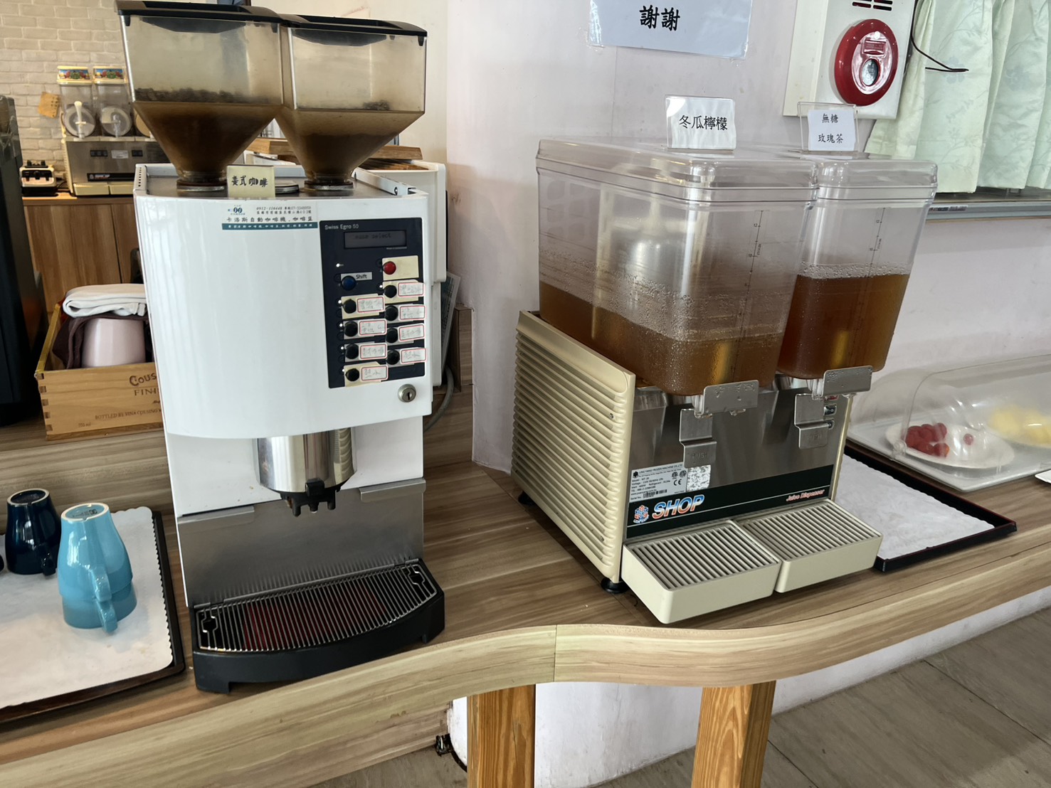 屏東枋山住宿【茉莉灣海景渡假酒店】近墾丁的親子渡假飯店推薦，設有緊鄰海邊的游泳池，間間都是海景房。適合放空、看海的屏東渡假飯店。